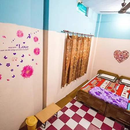 Somit Paying Guest House-3